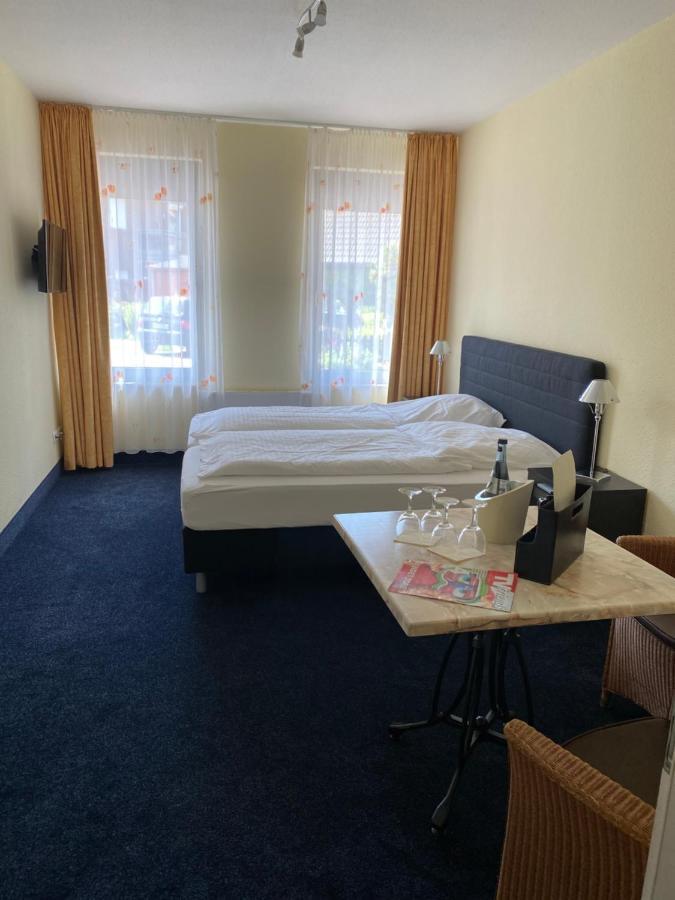 Nordseehotel Benser Hof Am Hafen Bensersiel Dış mekan fotoğraf
