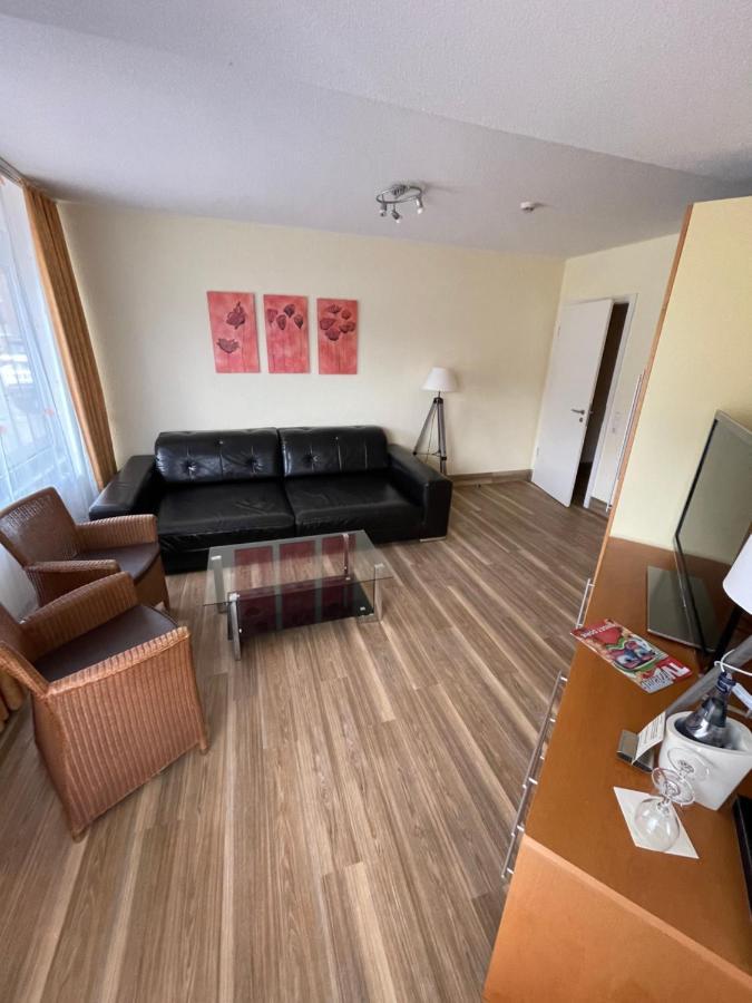 Nordseehotel Benser Hof Am Hafen Bensersiel Dış mekan fotoğraf